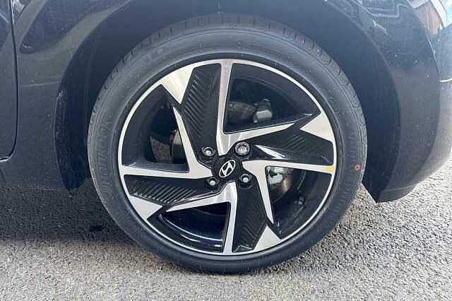 Hyundai i10 1.2 [79] Premium 5dr Auto [Nav]