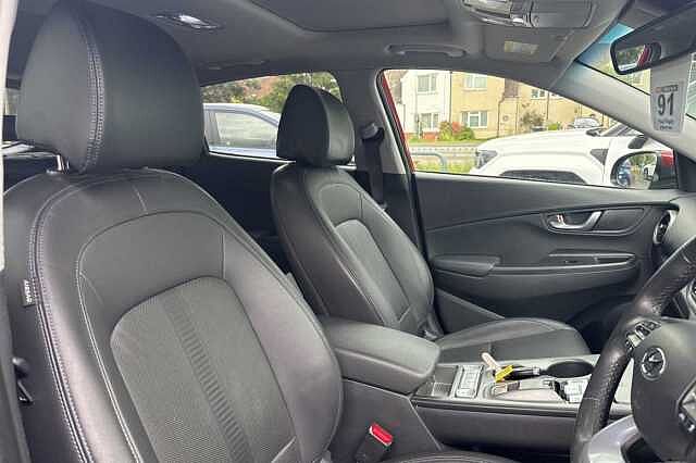 Hyundai KONA 150kW Ultimate 64kWh 5dr Auto