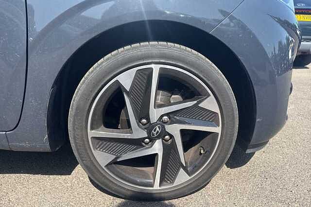 Hyundai i10 1.2 MPi Premium 5dr
