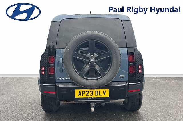 Land Rover Defender 3.0 D250 SE 110 5dr Auto