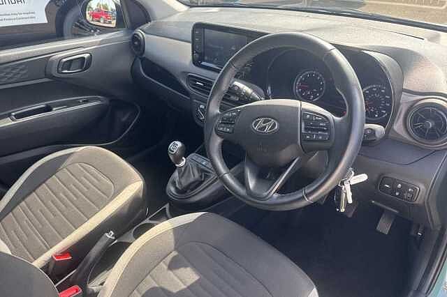 Hyundai i10 1.0 MPi SE Connect 5dr