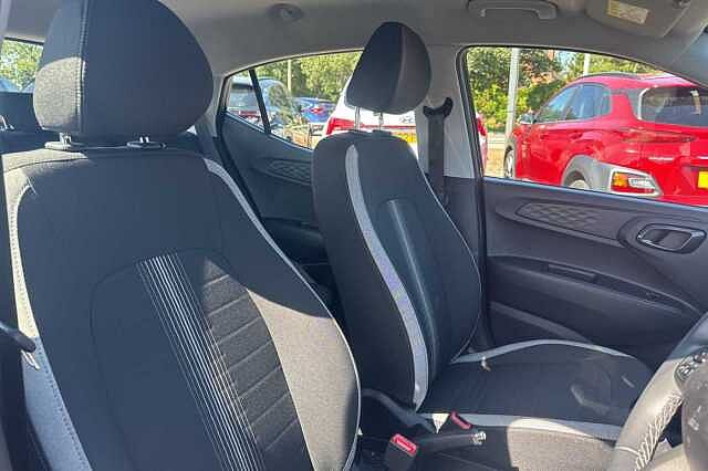 Hyundai i10 1.0 [63] Advance 5dr Auto [Nav]