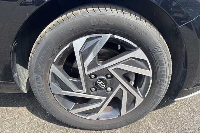 Hyundai i20 1.0T GDi Advance 5dr