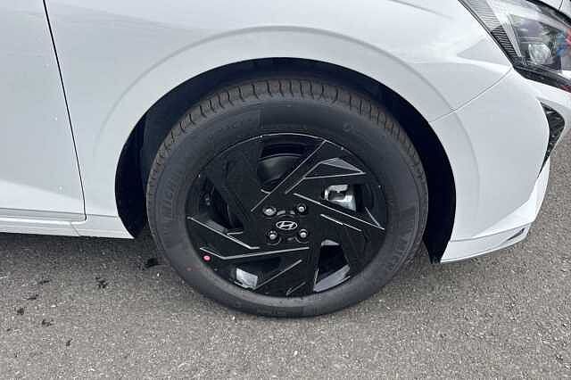 Hyundai I20 1.0T GDi 90 Black Line 5dr DCT White