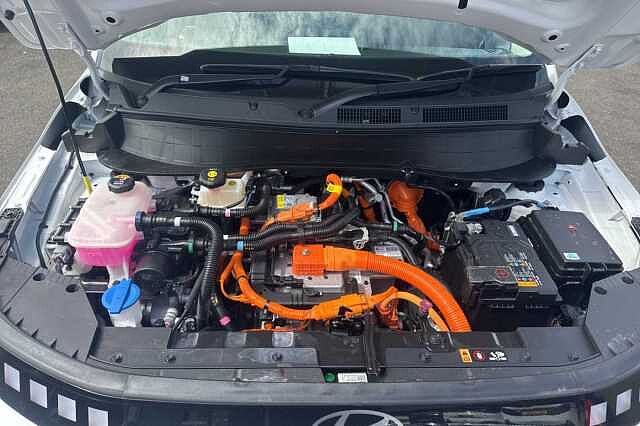 Hyundai INSTER 85kW 02 49kWh 5dr Auto White