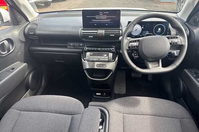 Hyundai INSTER 85kW 02 49kWh 5dr Auto White