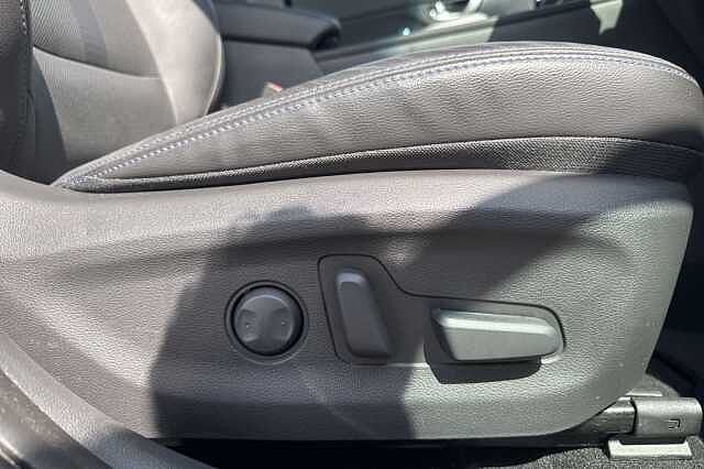 Hyundai KONA 150kW Ultimate 64kWh 5dr Auto Black