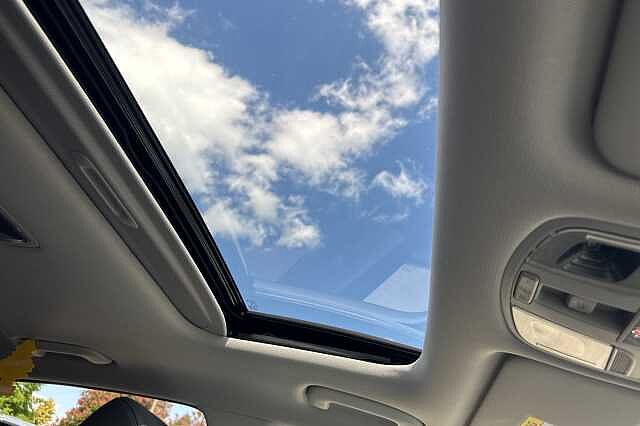 Hyundai KONA 150kW Ultimate 64kWh 5dr Auto Black