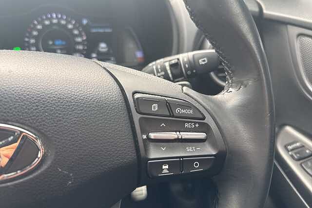 Hyundai KONA 150kW Premium 64kWh 5dr Auto