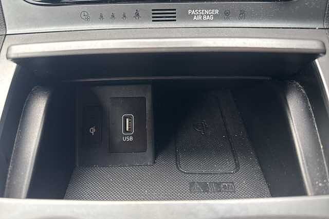 Hyundai KONA 150kW Premium 64kWh 5dr Auto