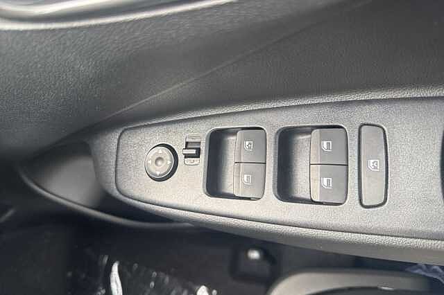 Hyundai i10 1.0 [63] Advance 5dr Auto [Nav]