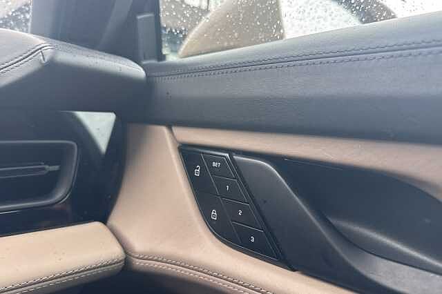 Porsche Taycan Cross Turismo 420kW 4S 93kWh 5dr Auto **2 YEAR WARRANTY**