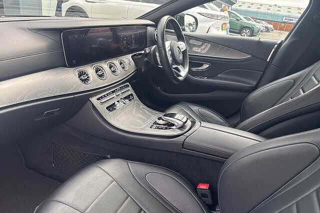 Mercedes-Benz Cls 400d 4Matic AMG Line Premium + 4dr 9G-Tronic
