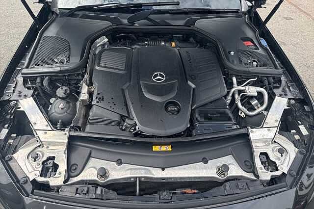 Mercedes-Benz Cls 400d 4Matic AMG Line Premium + 4dr 9G-Tronic