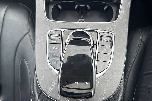 Mercedes-Benz Cls 400d 4Matic AMG Line Premium + 4dr 9G-Tronic