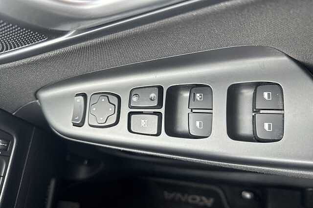Hyundai KONA 1.0 TGDi 48V MHEV SE Connect 5dr