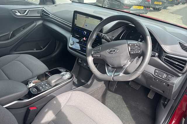 Hyundai IONIQ 100kW Premium 38kWh 5dr Auto