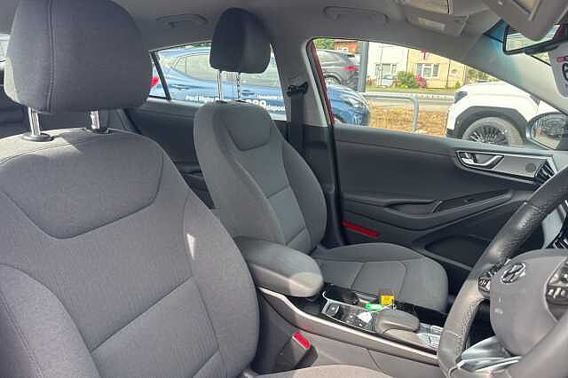 Hyundai IONIQ 100kW Premium 38kWh 5dr Auto