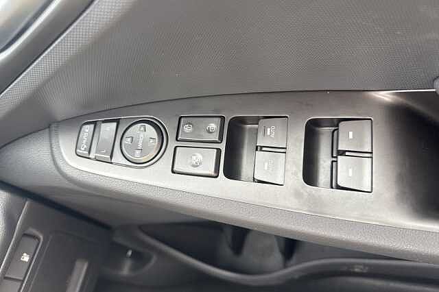 Hyundai IONIQ 100kW Premium 38kWh 5dr Auto