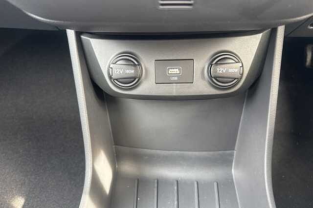 Hyundai IONIQ 100kW Premium 38kWh 5dr Auto