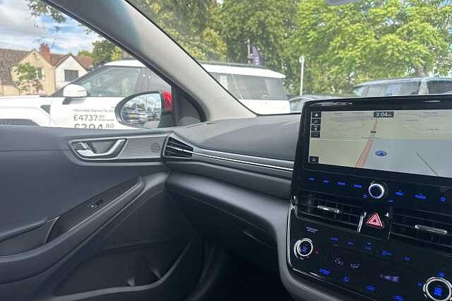 Hyundai IONIQ 100kW Premium 38kWh 5dr Auto