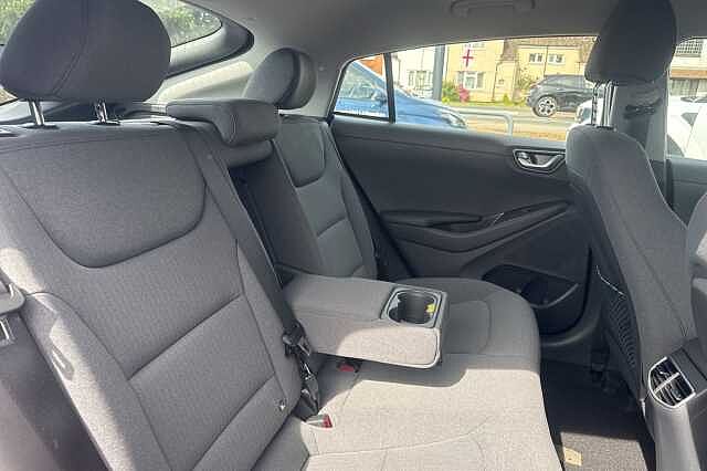 Hyundai IONIQ 100kW Premium 38kWh 5dr Auto