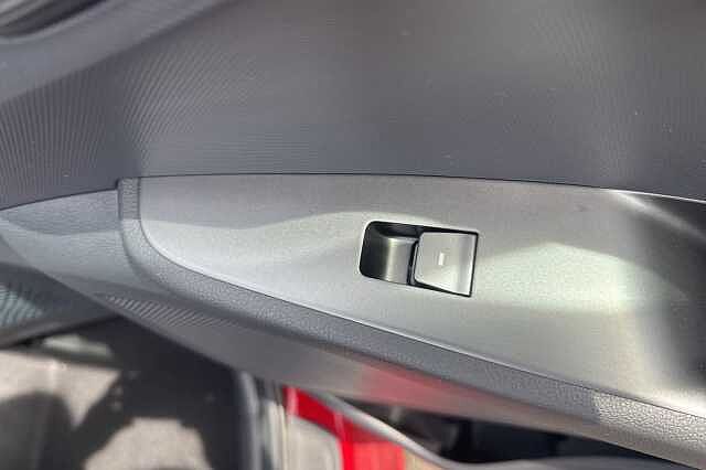 Hyundai IONIQ 100kW Premium 38kWh 5dr Auto