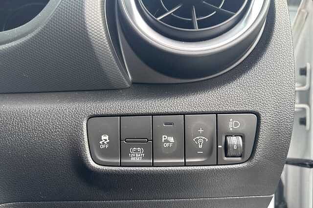 Hyundai KONA 1.6 GDi Hybrid SE Connect 5dr DCT