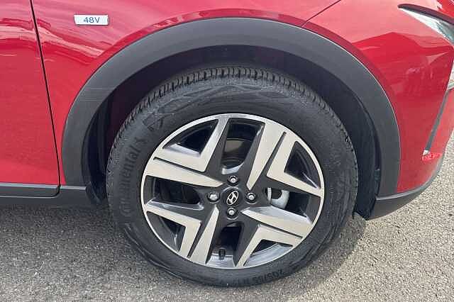 Hyundai BAYON 1.0 TGDi 48V MHEV Premium 5dr DCT Red