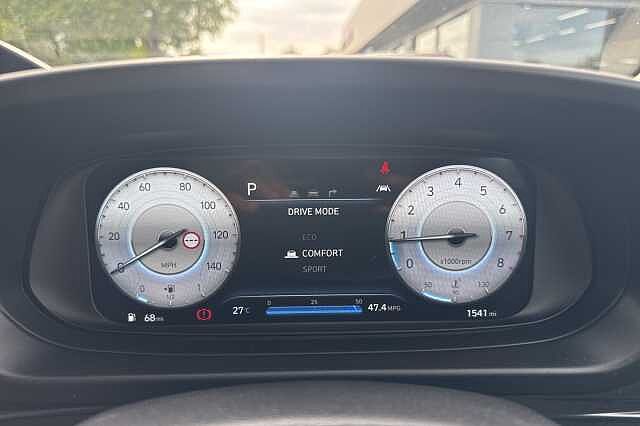 Hyundai BAYON 1.0 TGDi 48V MHEV Premium 5dr DCT Red