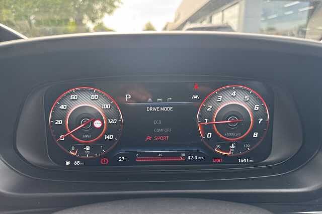 Hyundai BAYON 1.0 TGDi 48V MHEV Premium 5dr DCT Red