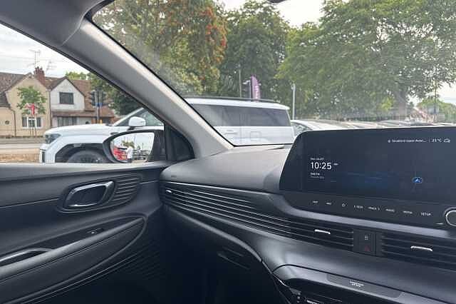 Hyundai BAYON 1.0 TGDi 48V MHEV Premium 5dr DCT Red