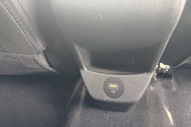 Hyundai BAYON 1.0 TGDi 48V MHEV Premium 5dr DCT Red