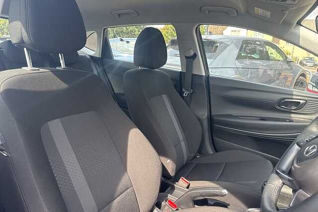 Hyundai i20 1.0T GDi Advance 5dr