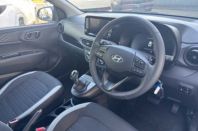 Hyundai i10 1.0 [63] Advance 5dr Auto [Nav]
