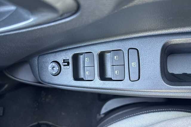 Hyundai i10 1.0 [63] Advance 5dr Auto [Nav]
