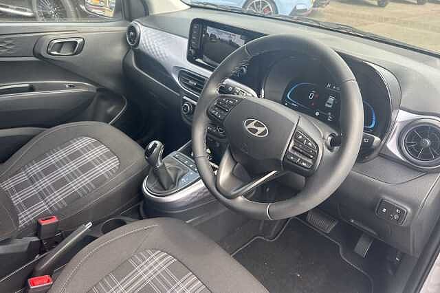 Hyundai i10 1.2 [79] Premium 5dr Auto [Nav]