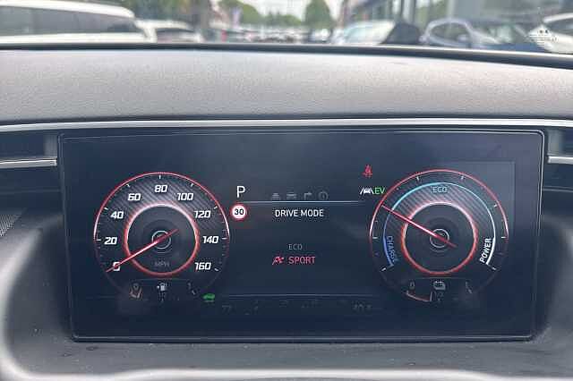 Hyundai TUCSON 1.6 TGDi Hybrid 230 Premium 5dr 2WD Auto Black