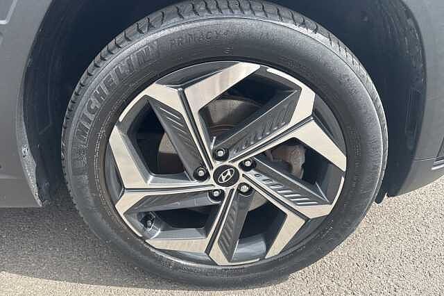 Hyundai TUCSON 1.6 TGDi Hybrid 230 Premium 5dr 2WD Auto Black