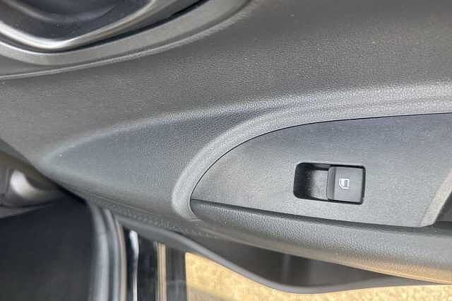 Hyundai i20 1.0T GDi Advance 5dr