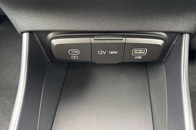 Hyundai I20 1.0T GDi 90 Black Line 5dr DCT White