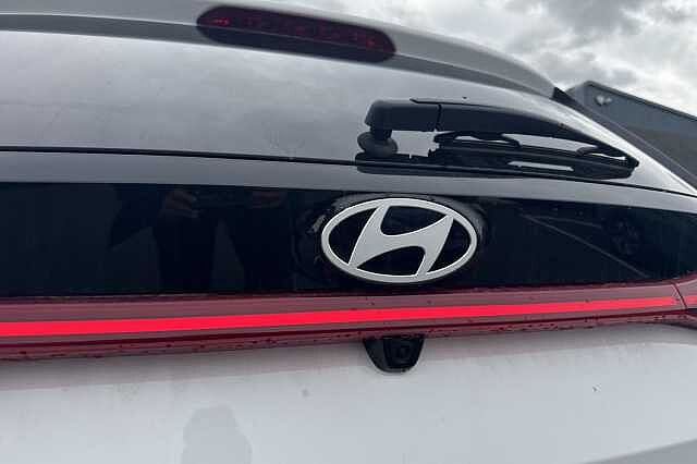 Hyundai I20 1.0T GDi 90 Black Line 5dr DCT White