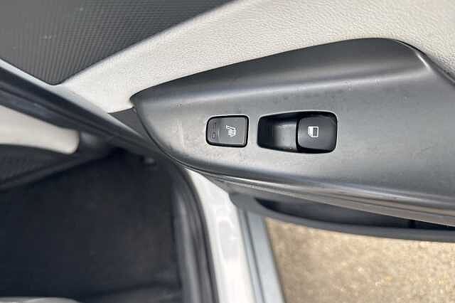 Hyundai KONA 150kW Ultimate 64kWh 5dr Auto White