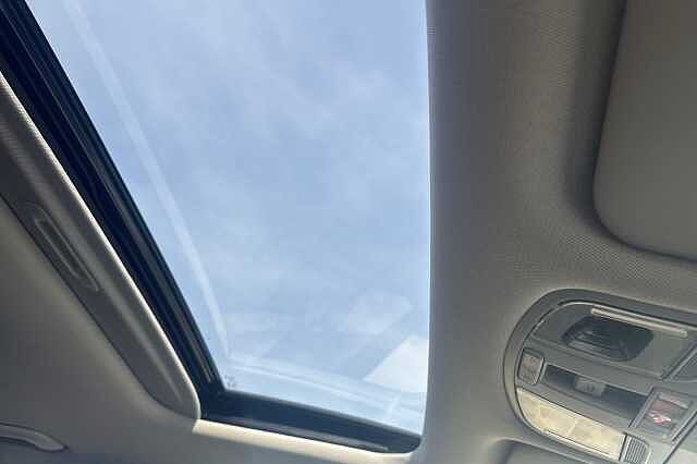 Hyundai KONA 150kW Ultimate 64kWh 5dr Auto