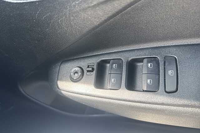 Hyundai i10 1.0 MPi SE Connect 5dr