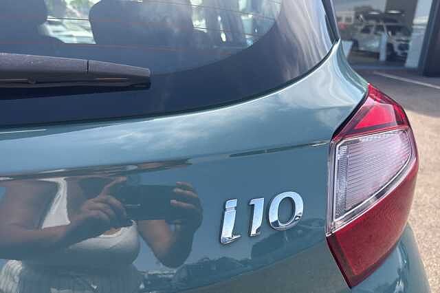 Hyundai i10 1.0 MPi SE Connect 5dr