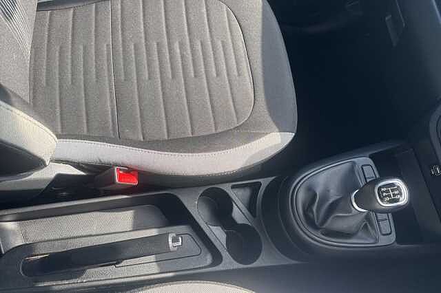 Hyundai i10 1.0 MPi SE Connect 5dr
