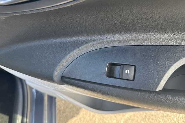 Hyundai I20 1.0T GDi 90 Tech Line 5dr Grey