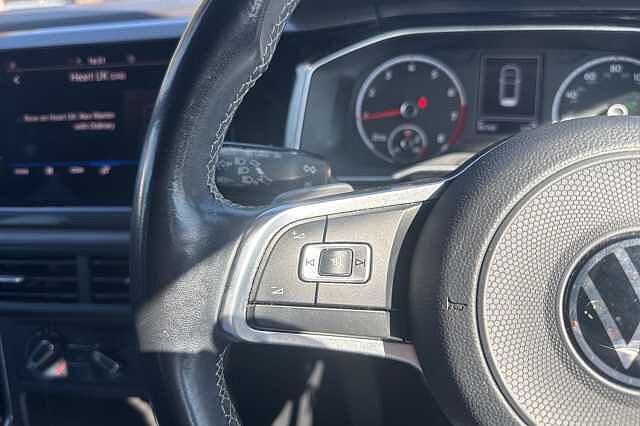 Volkswagen Polo 1.0 TSI 110 R-Line 5dr DSG