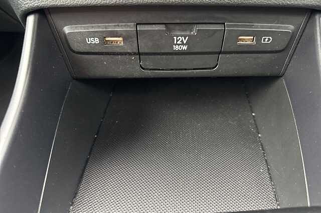 Hyundai BAYON 1.0 TGDi 48V MHEV SE Connect 5dr DCT